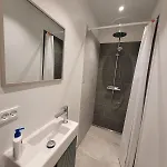Super Spacious & Cozy I Rare Find Apartamento