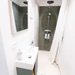 Super Spacious & Cozy I Rare Find Apartament