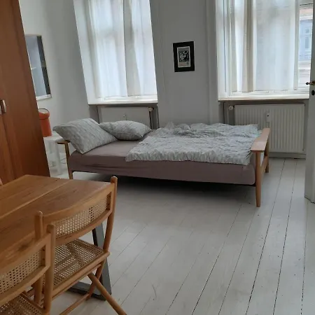 Lejlighed Super Spacious & Cozy I Rare Find København