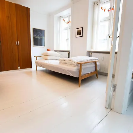 Lejlighed Super Spacious & Cozy I Rare Find *